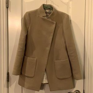 Beautiful and flattering Banana Republic Wool Coat